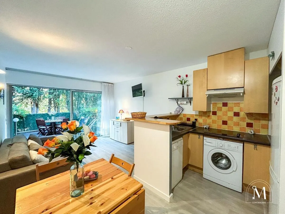 Studio Avec Jardinet Dans Residence Avec Piscine Sanary-sur-Mer France